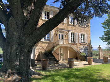 Gite de groupe La Maison Laetitia